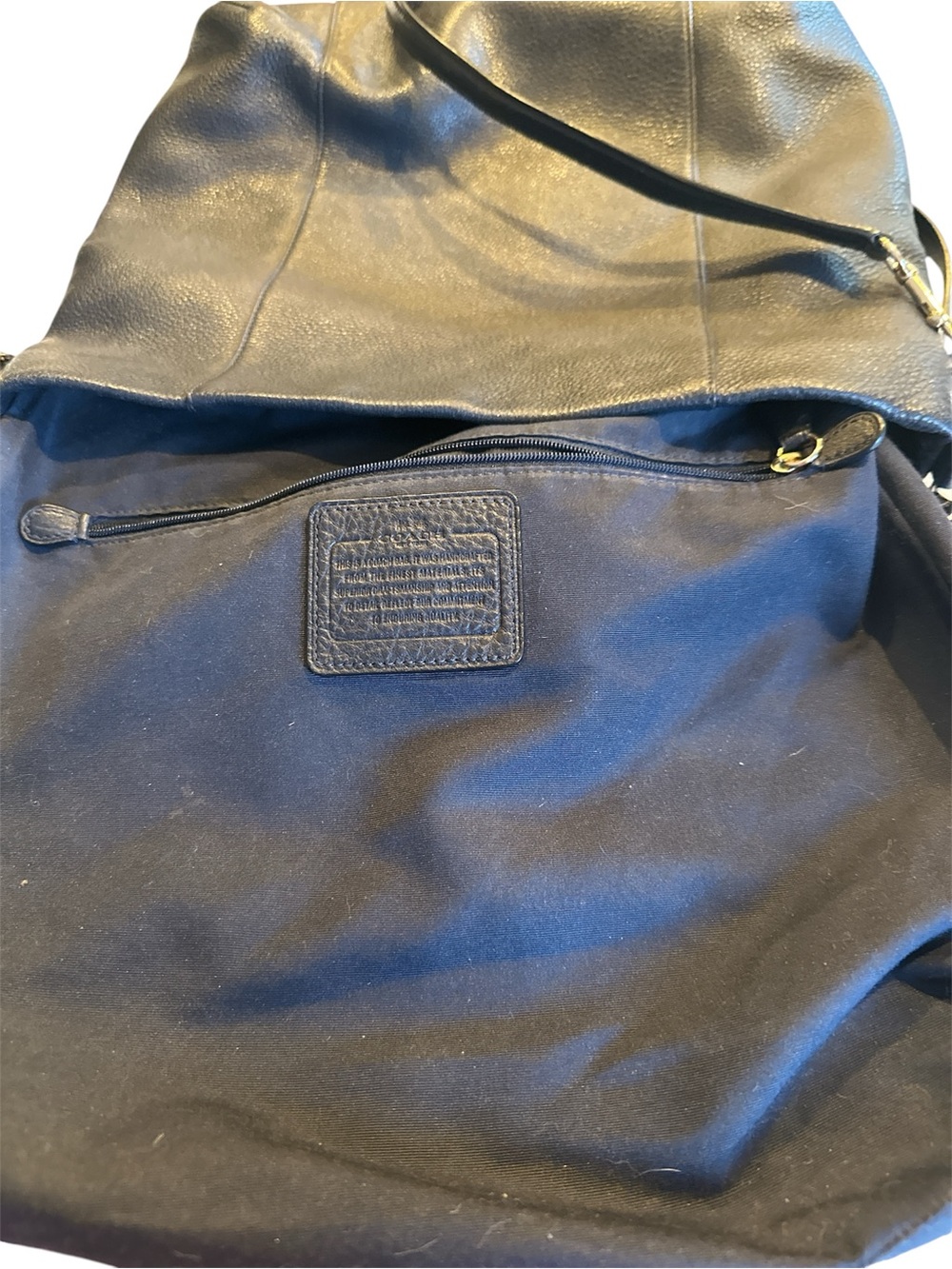 Coach Isabella Navy Pebbled Leather Hobo Shoulder Bag Gold Hardware - Picture 5 of 5